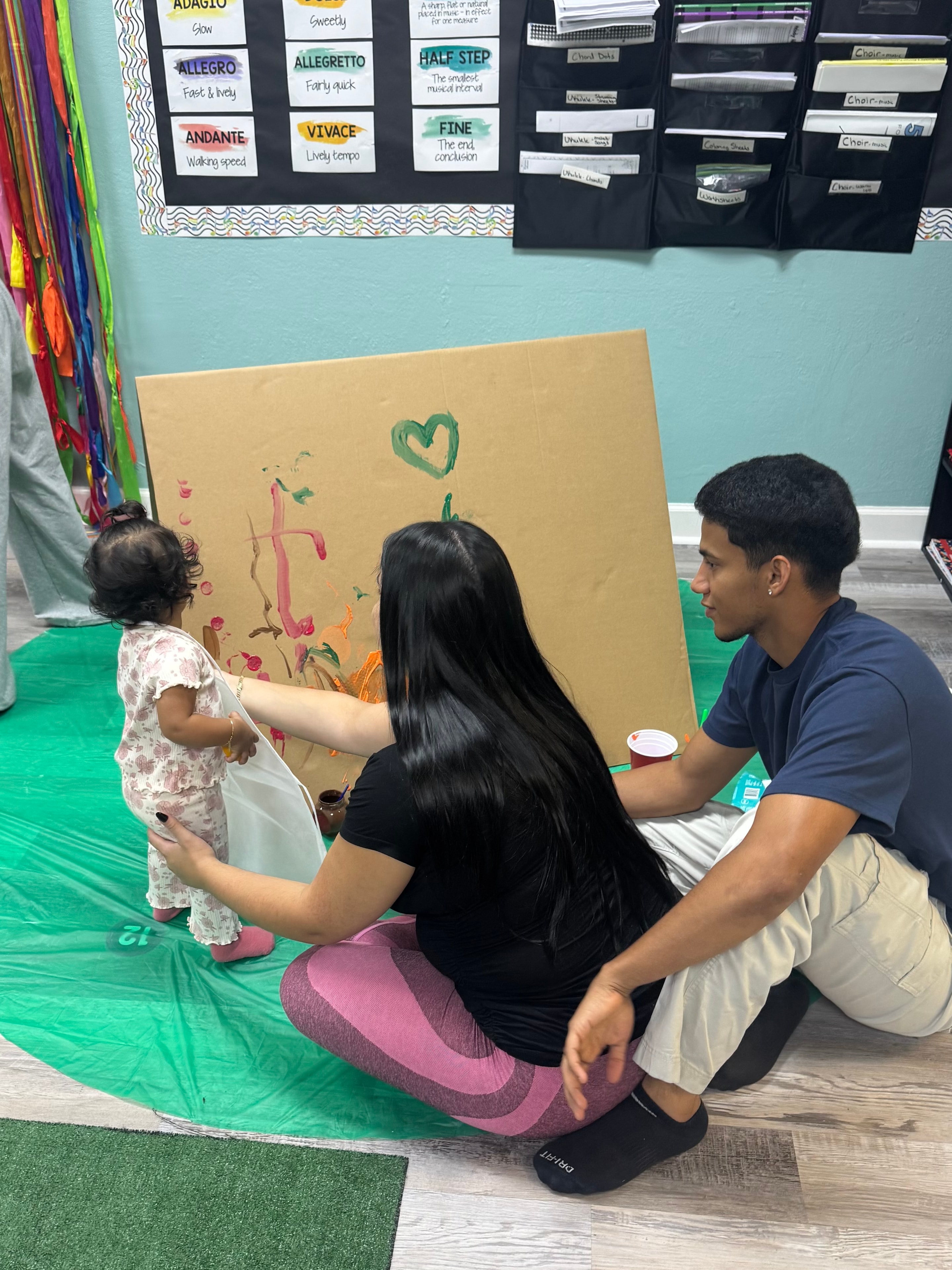 Families enjoying a Sincerely Sensory class together